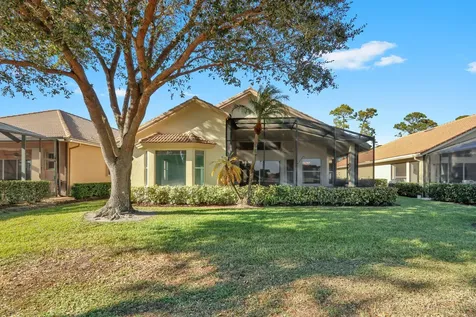 9313 Avenel Lane Port St Lucie FL 34986