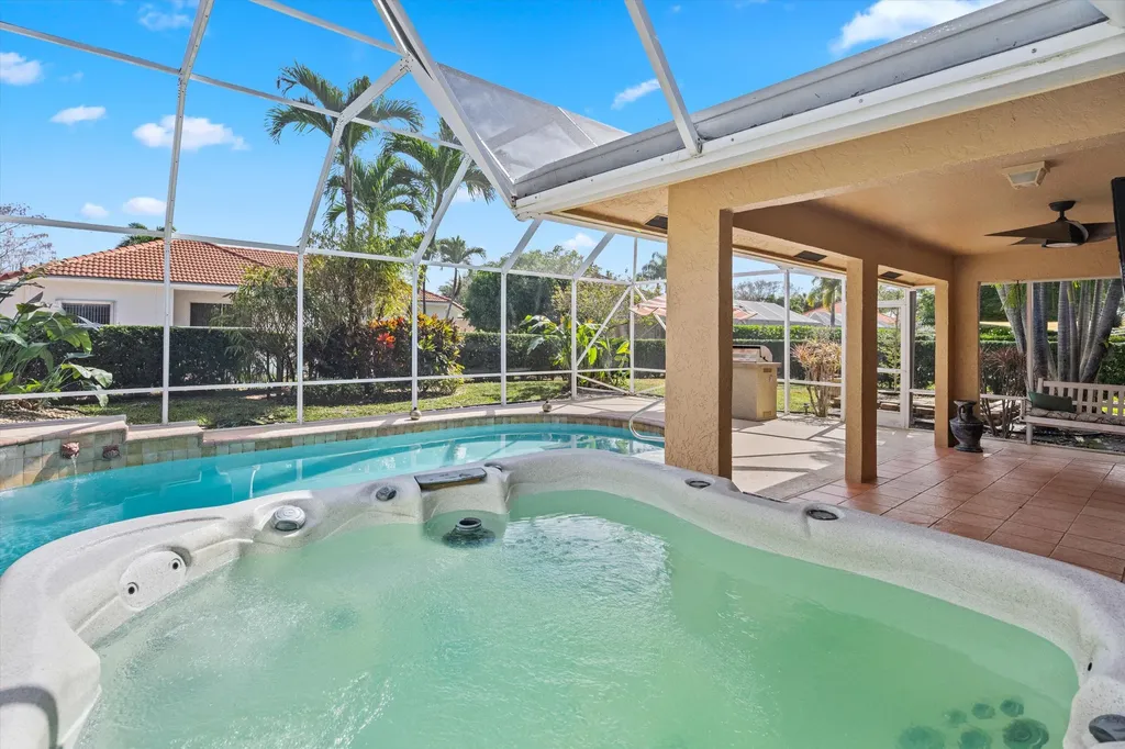 115 Silver Bell Crescent Royal Palm Beach FL 33411