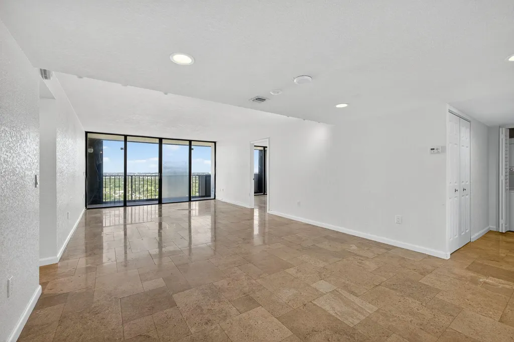 5600 N Flagler Drive West Palm Beach FL 33407