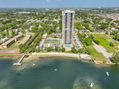 5600 N Flagler Drive West Palm Beach FL 33407
