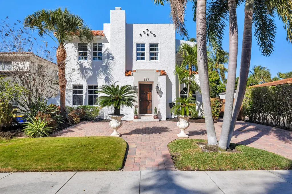137 Edgewood Drive West Palm Beach FL 33405