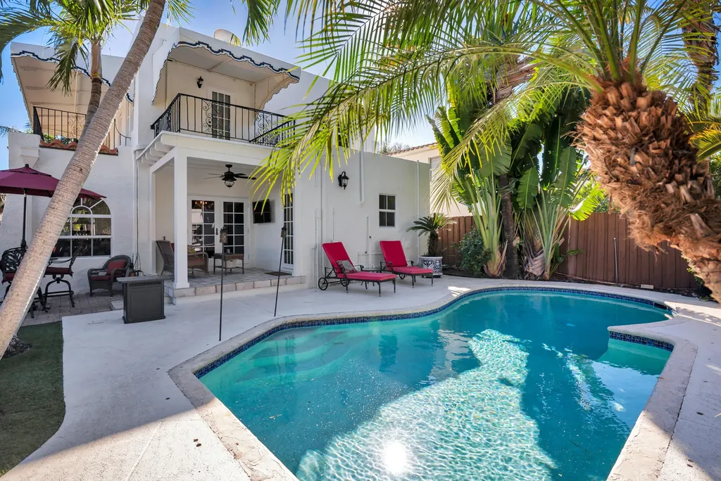 137 Edgewood Drive West Palm Beach FL 33405