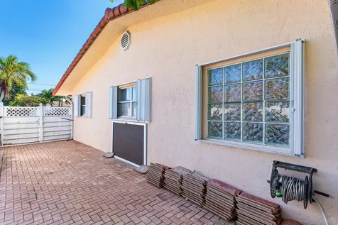 451 NE 25th Terrace Boca Raton FL 33431