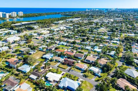 451 NE 25th Terrace Boca Raton FL 33431