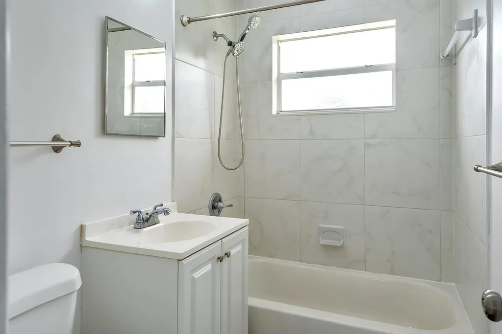 4882 Jefferson Road Delray Beach FL 33445