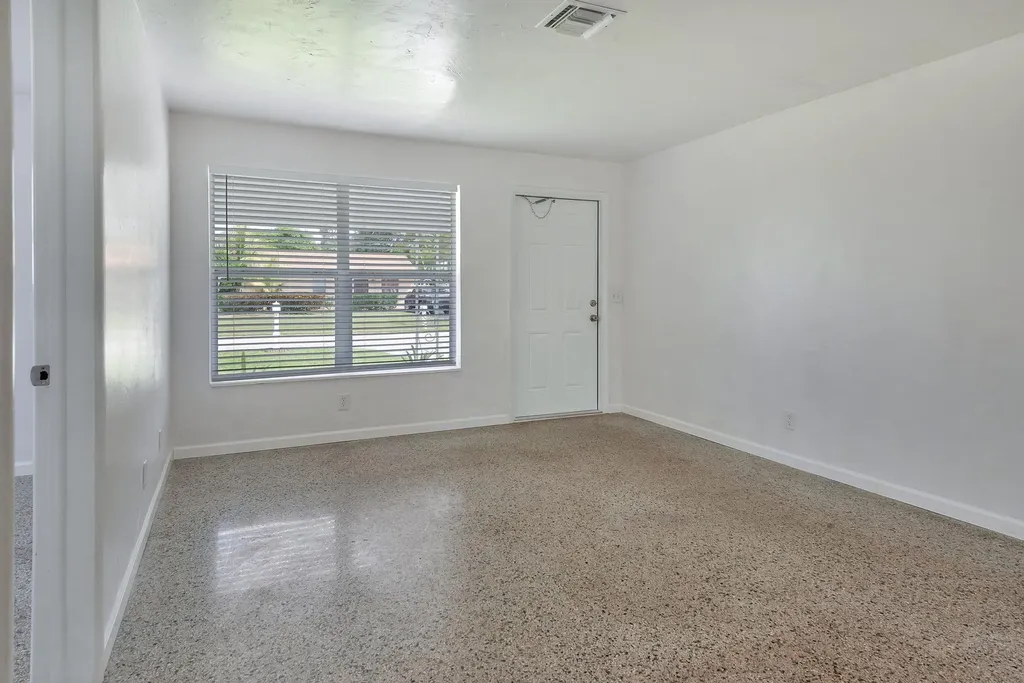 4882 Jefferson Road Delray Beach FL 33445