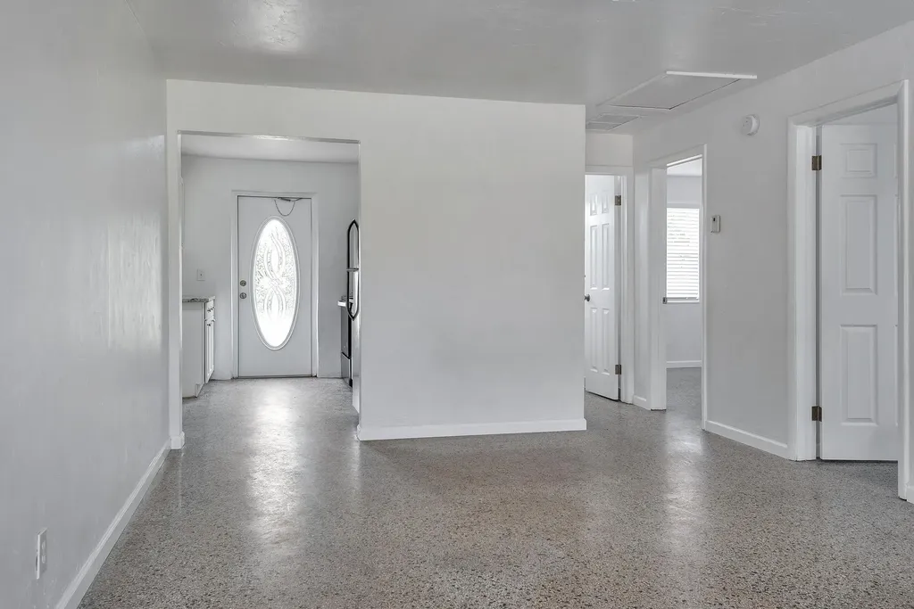 4882 Jefferson Road Delray Beach FL 33445