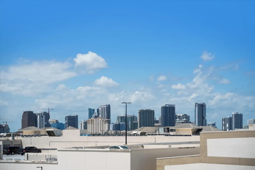 1819 SE 17th Street Fort Lauderdale FL 33316