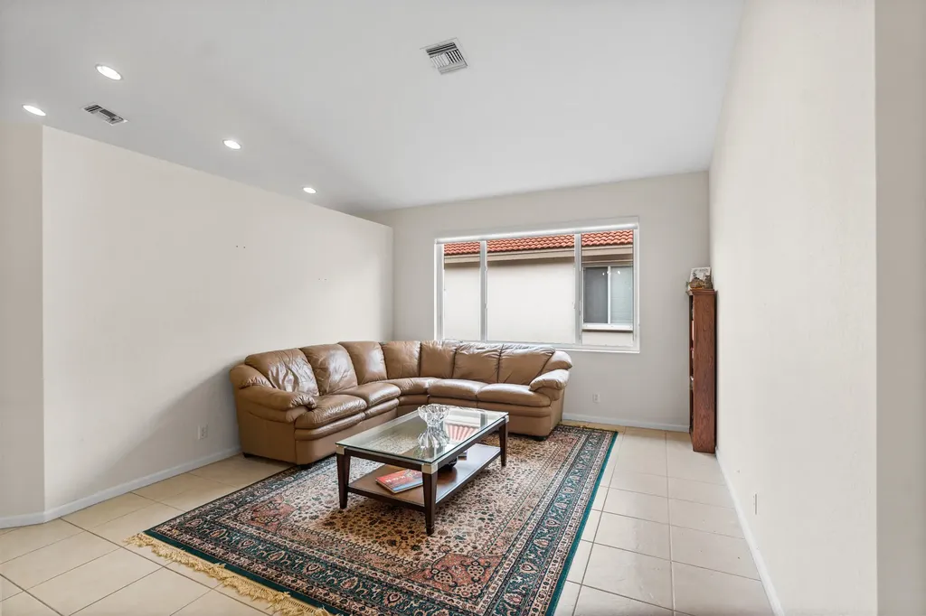 8502 Marsala Way Boynton Beach FL 33472
