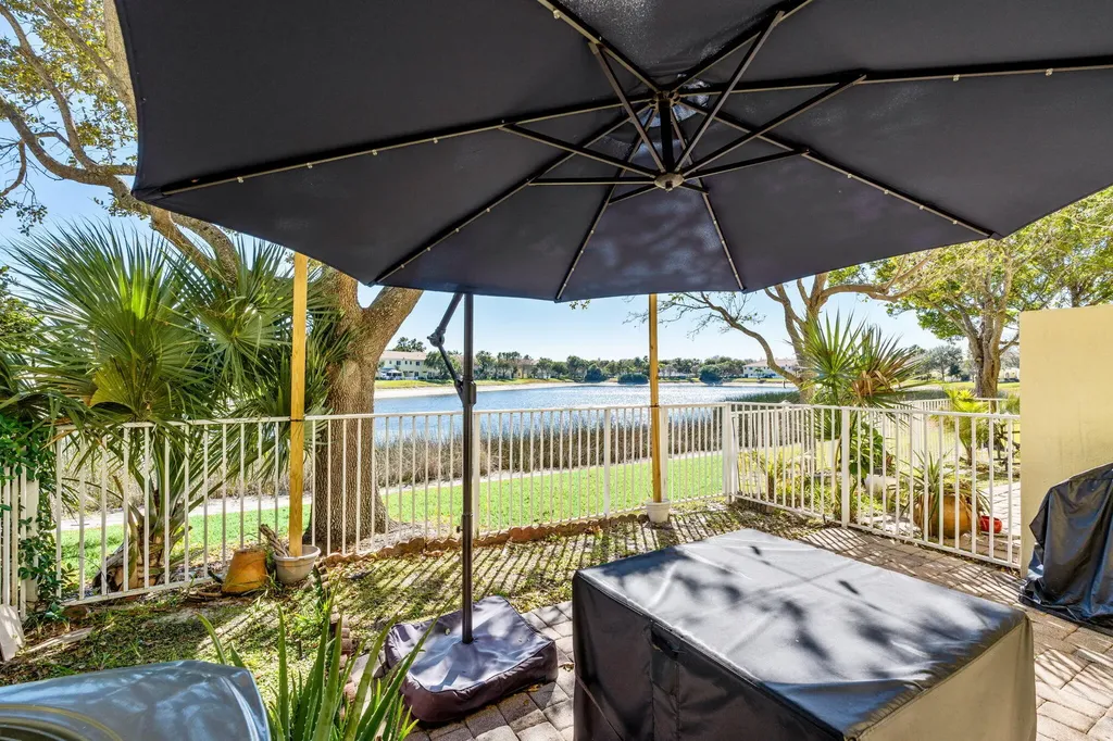 948 Imperial Lake Road West Palm Beach FL 33413