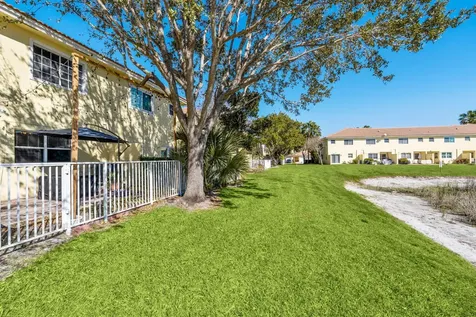 948 Imperial Lake Road West Palm Beach FL 33413