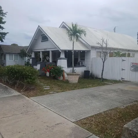 522 49th Street West Palm Beach FL 33407