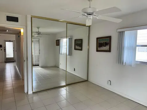 277 Seville L Delray Beach FL 33446