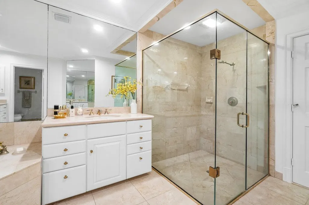 240 Miraflores Drive Palm Beach FL 33480