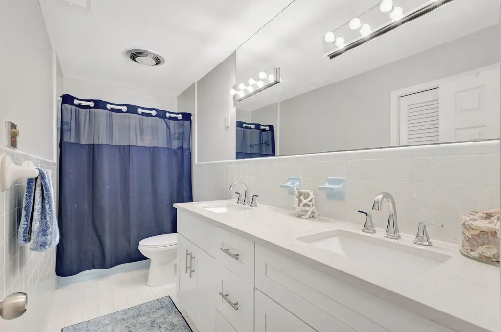 10355 Seagrape Way Palm Beach Gardens FL 33418