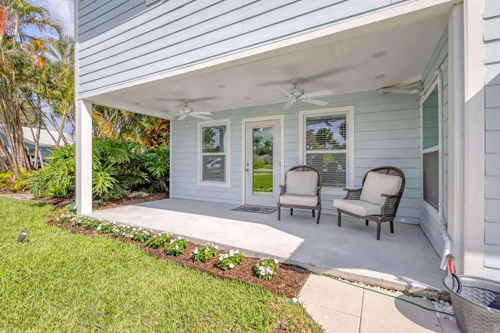 10355 Seagrape Way Palm Beach Gardens FL 33418