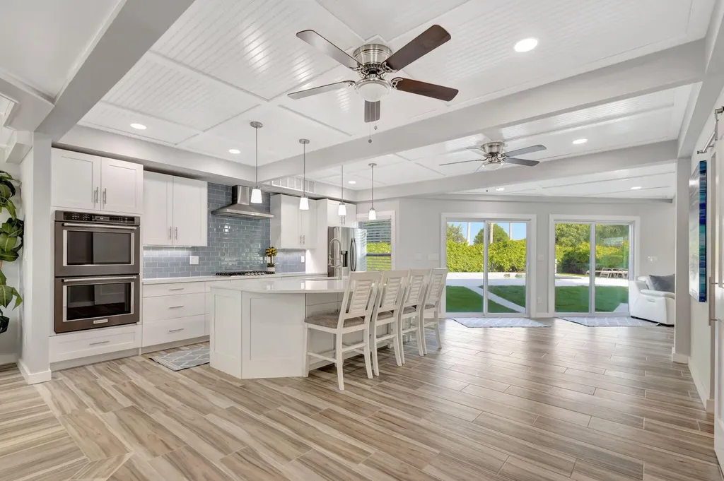 10355 Seagrape Way Palm Beach Gardens FL 33418