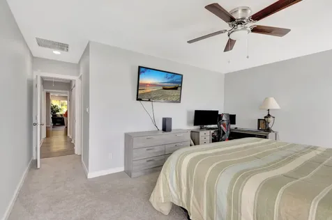 10355 Seagrape Way Palm Beach Gardens FL 33418