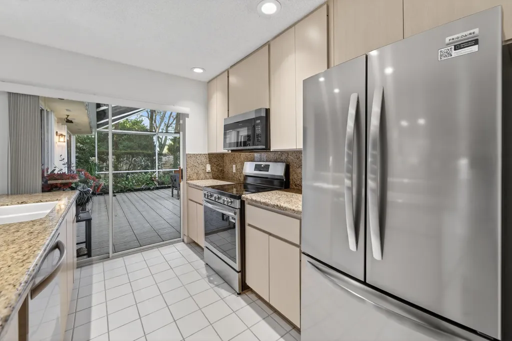 304 Sun Terrace Court Palm Beach Gardens FL 33403