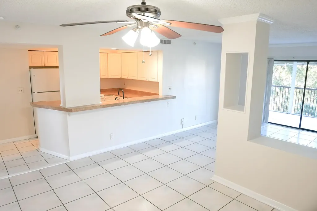 2112 S Cypress Bend Drive Pompano Beach FL 33069