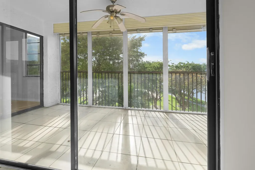 2112 S Cypress Bend Drive Pompano Beach FL 33069