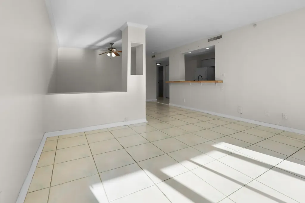 2112 S Cypress Bend Drive Pompano Beach FL 33069
