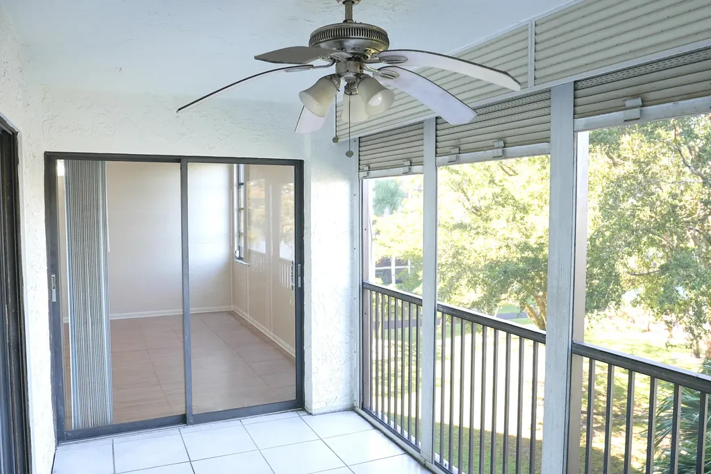 2112 S Cypress Bend Drive Pompano Beach FL 33069