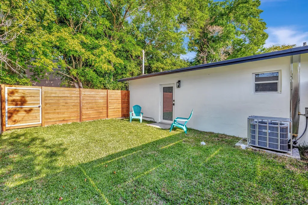 934 NW 4th Avenue Fort Lauderdale FL 33311