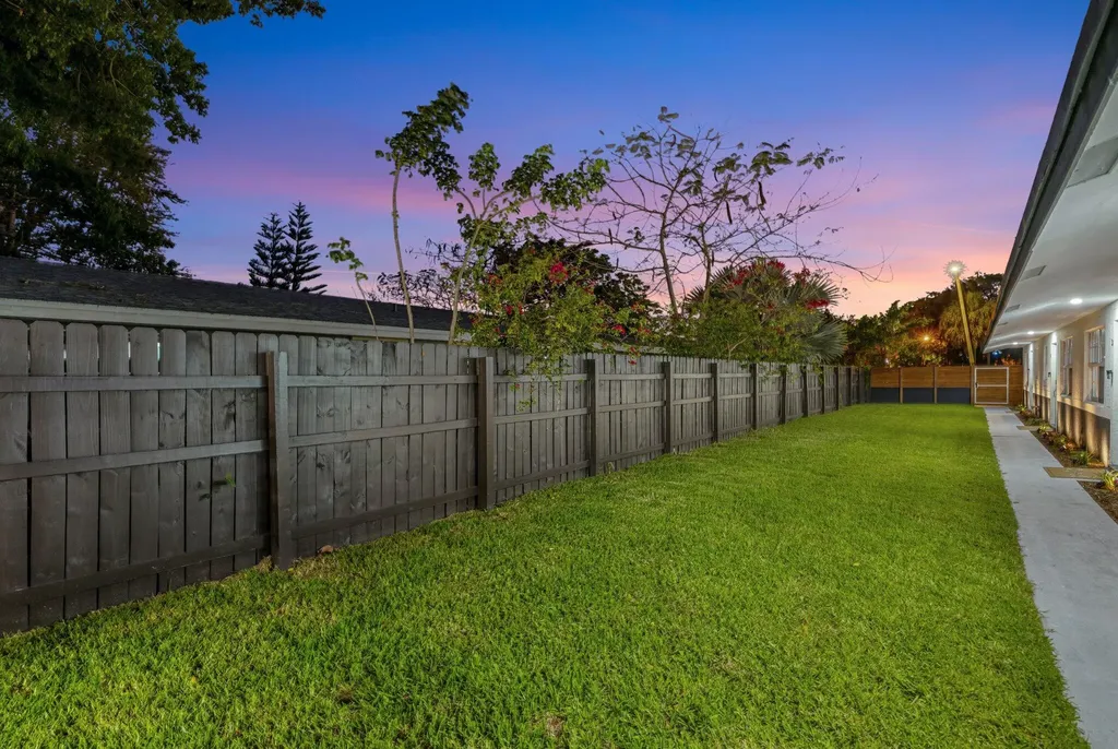 934 NW 4th Avenue Fort Lauderdale FL 33311