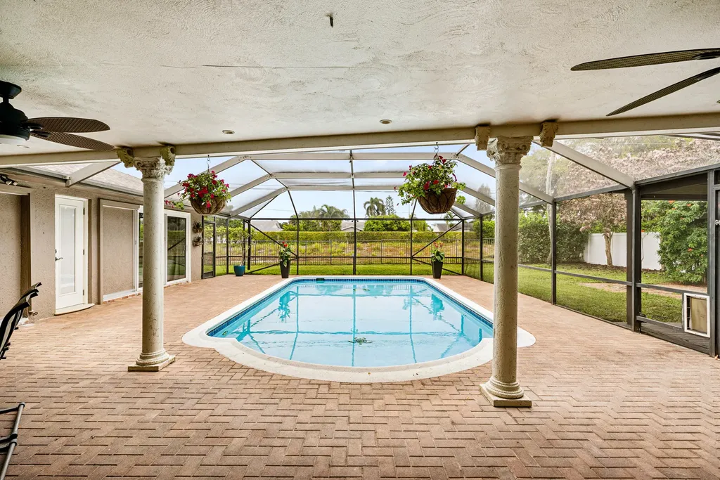 3703 Lowson Boulevard Delray Beach FL 33445