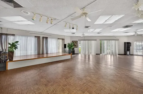 4850 NW 29 Court Lauderdale Lakes FL 33313