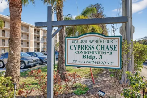 4850 NW 29 Court Lauderdale Lakes FL 33313
