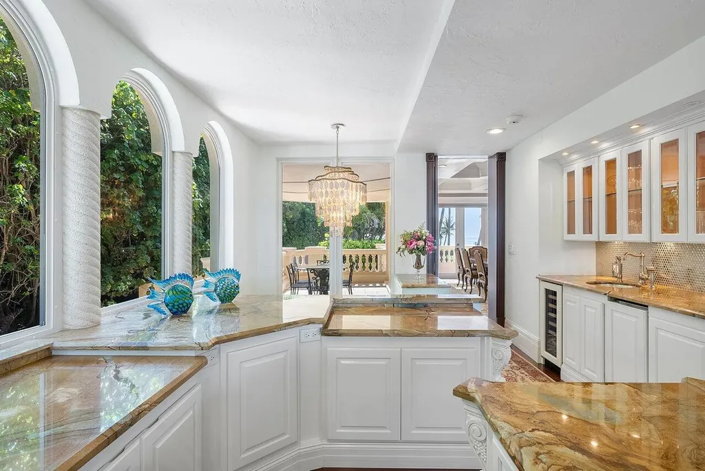 1880 S Ocean Boulevard Manalapan FL 33462