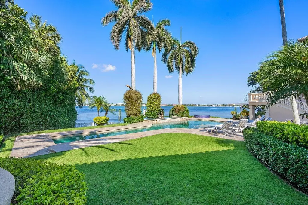 1880 S Ocean Boulevard Manalapan FL 33462
