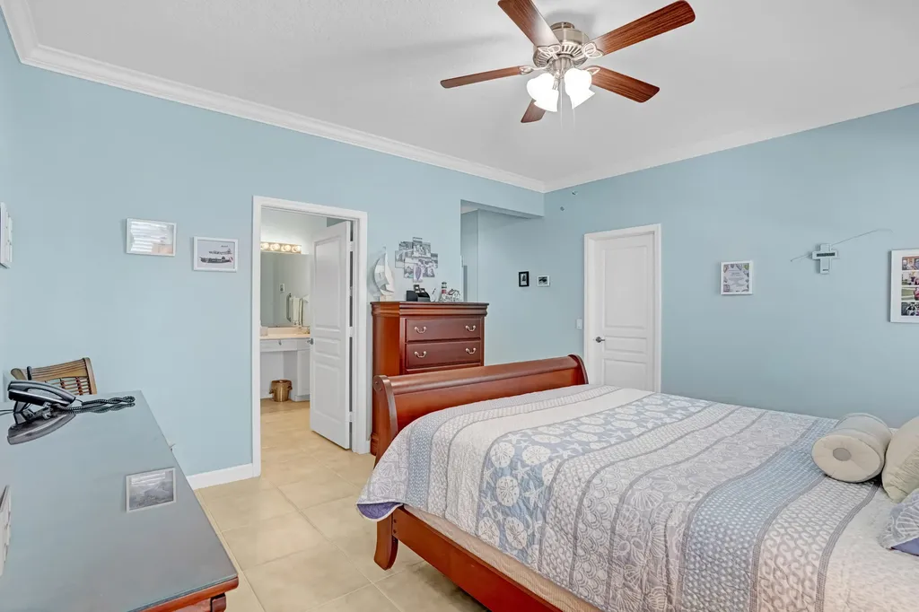 10484 SW Westlawn Boulevard Port St Lucie FL 34987