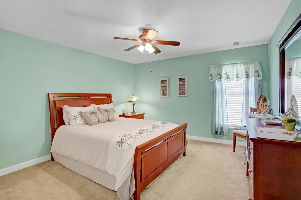 10484 SW Westlawn Boulevard Port St Lucie FL 34987