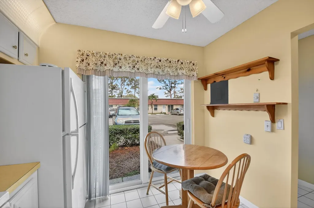 742 Nantucket Circle Lake Worth FL 33467
