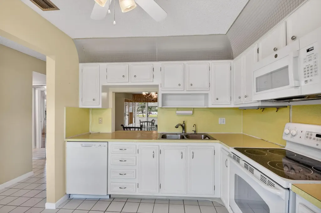 742 Nantucket Circle Lake Worth FL 33467