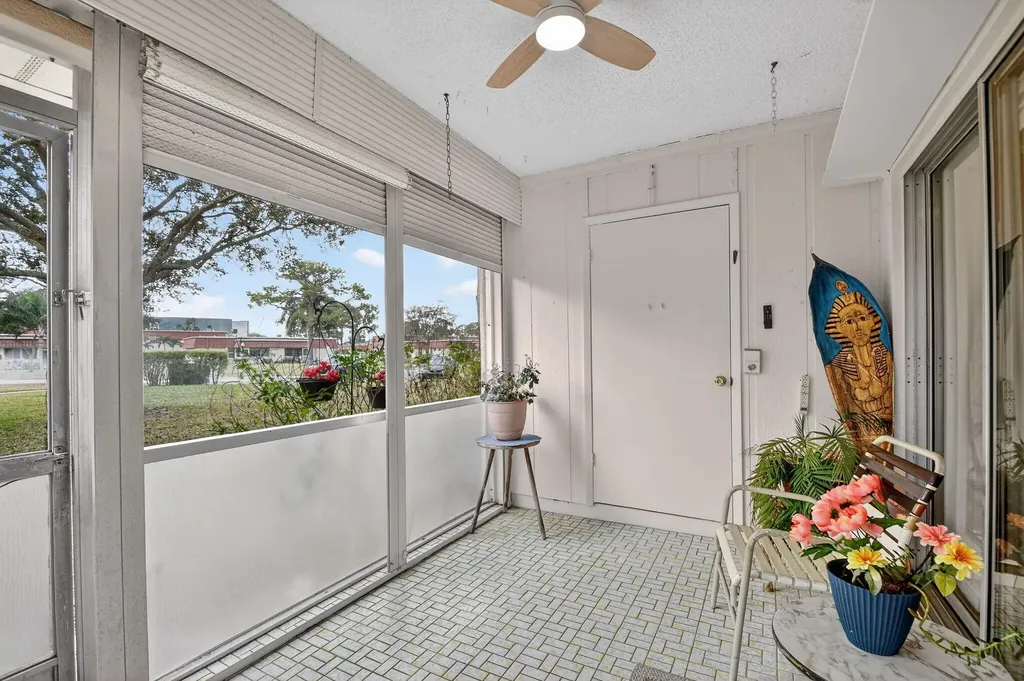 742 Nantucket Circle Lake Worth FL 33467