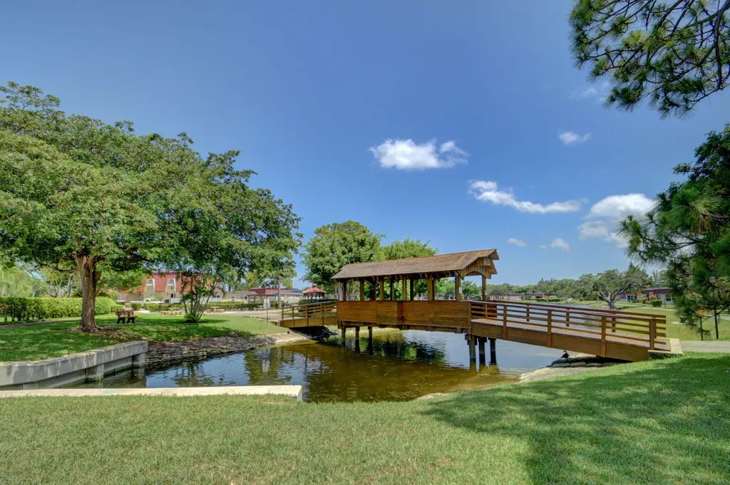 742 Nantucket Circle Lake Worth FL 33467