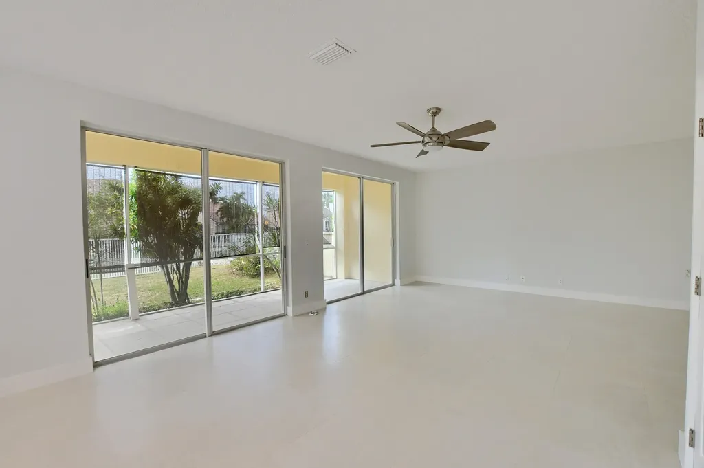 18165 Blue Lake Way Boca Raton FL 33498