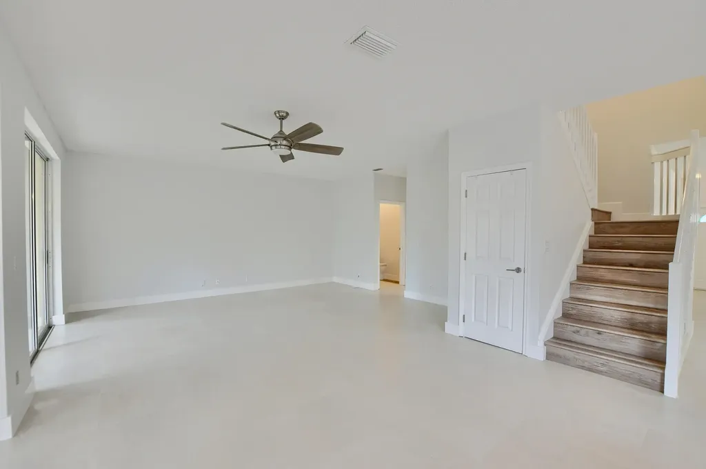 18165 Blue Lake Way Boca Raton FL 33498