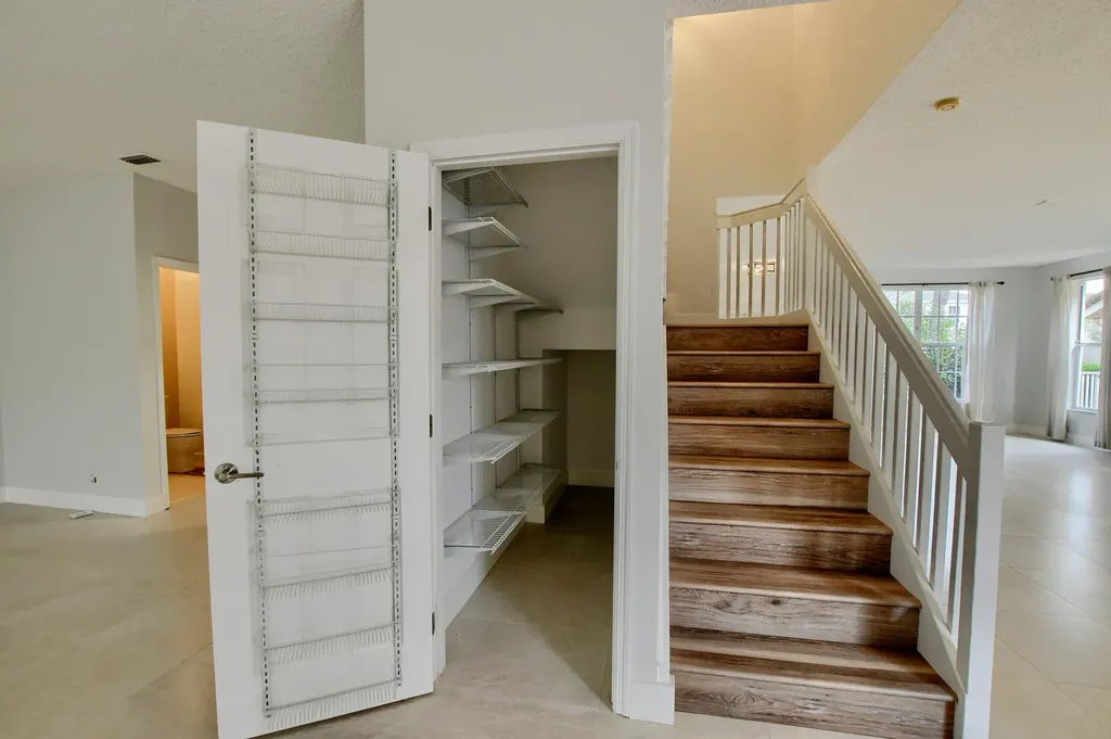 18165 Blue Lake Way Boca Raton FL 33498