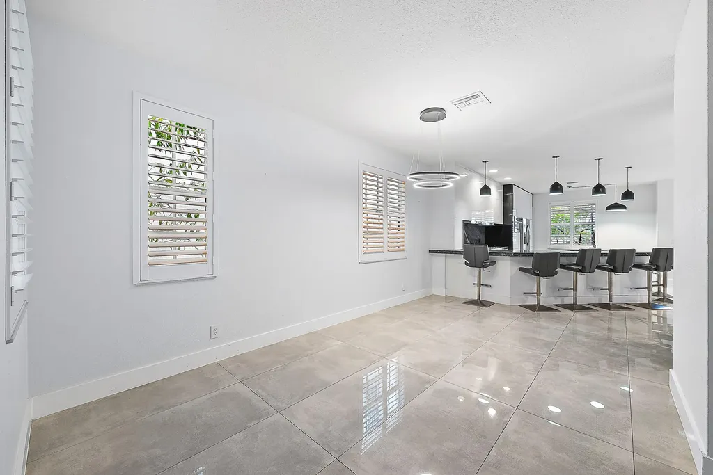 729 Duchess Court Palm Beach Gardens FL 33410