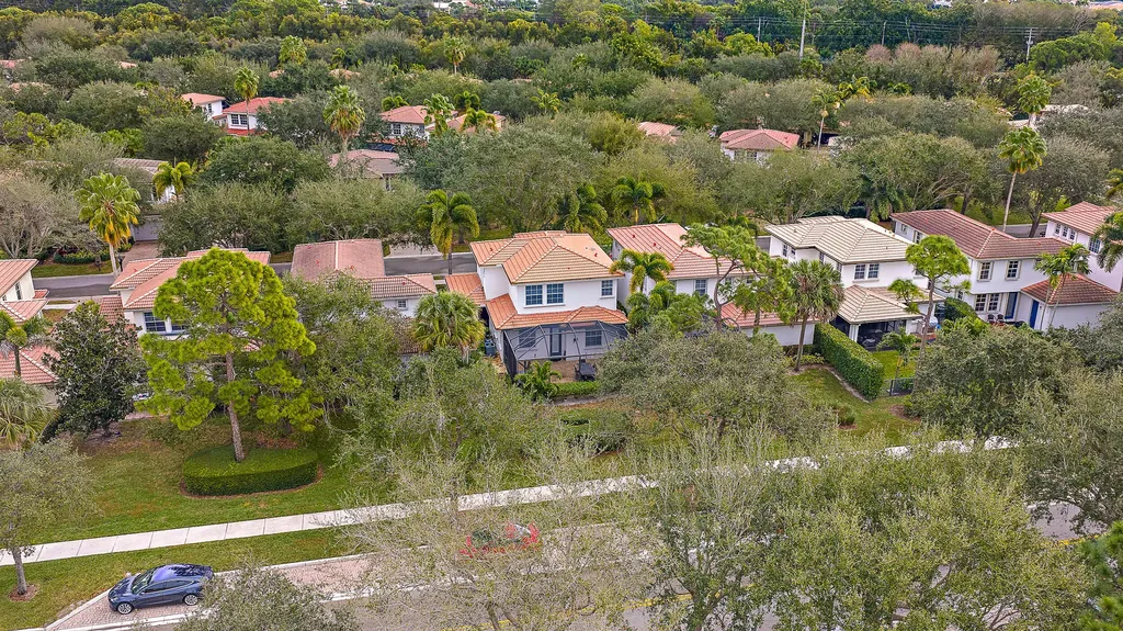 729 Duchess Court Palm Beach Gardens FL 33410