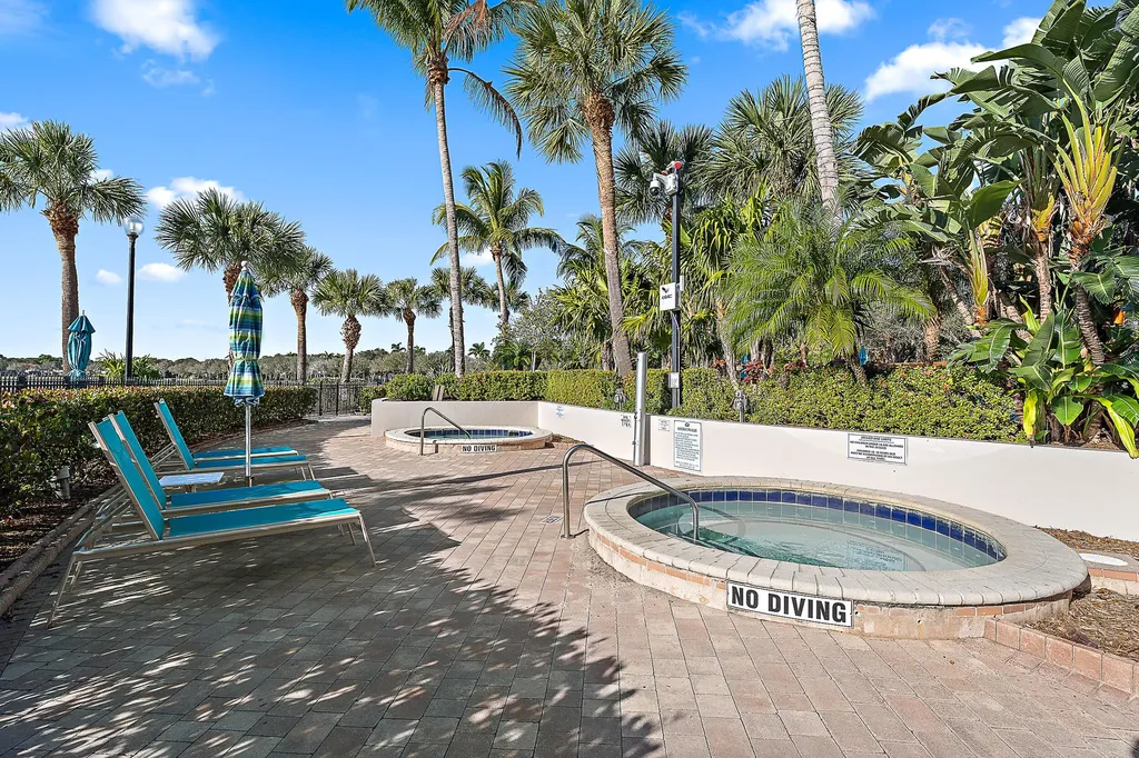 729 Duchess Court Palm Beach Gardens FL 33410