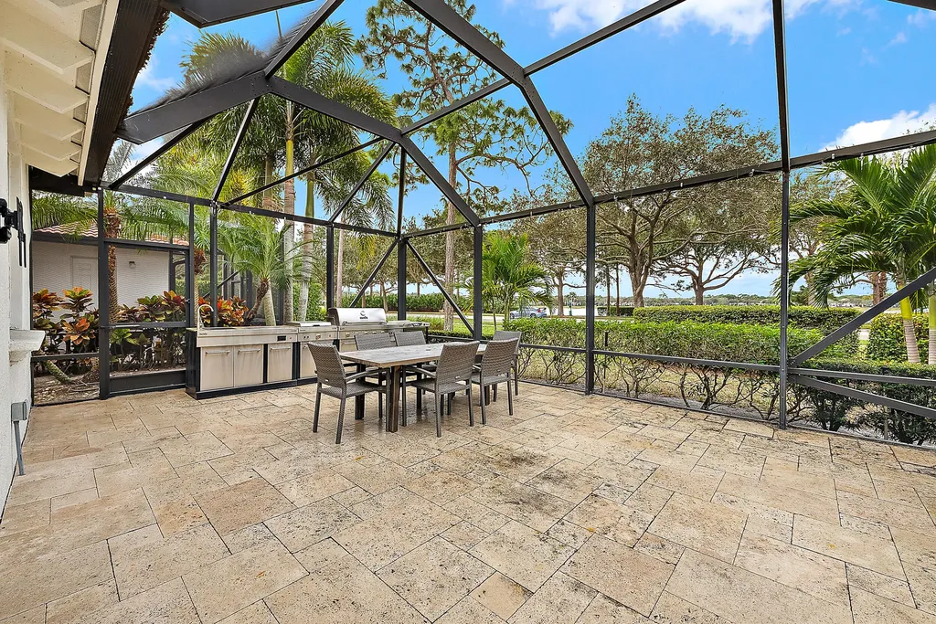 729 Duchess Court Palm Beach Gardens FL 33410