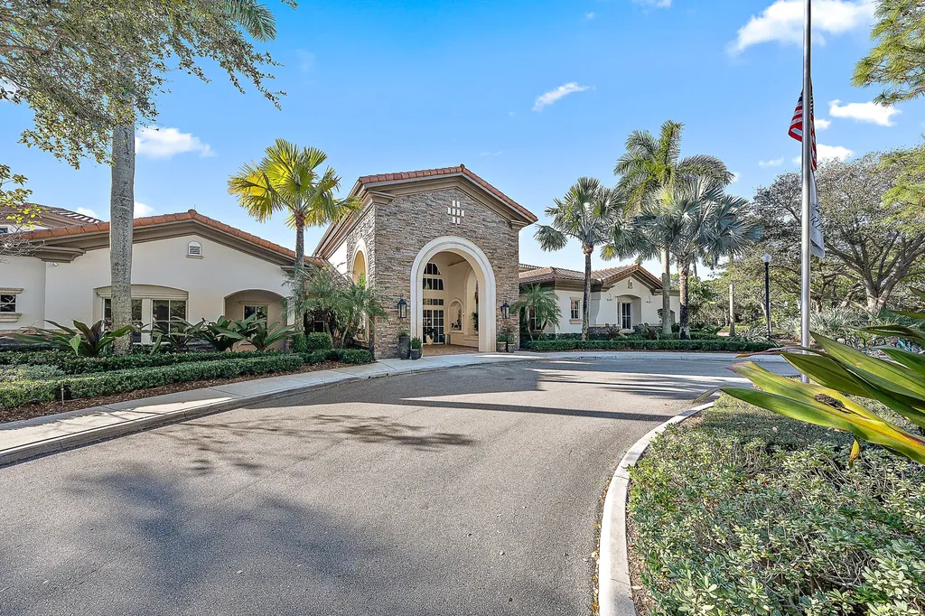 729 Duchess Court Palm Beach Gardens FL 33410