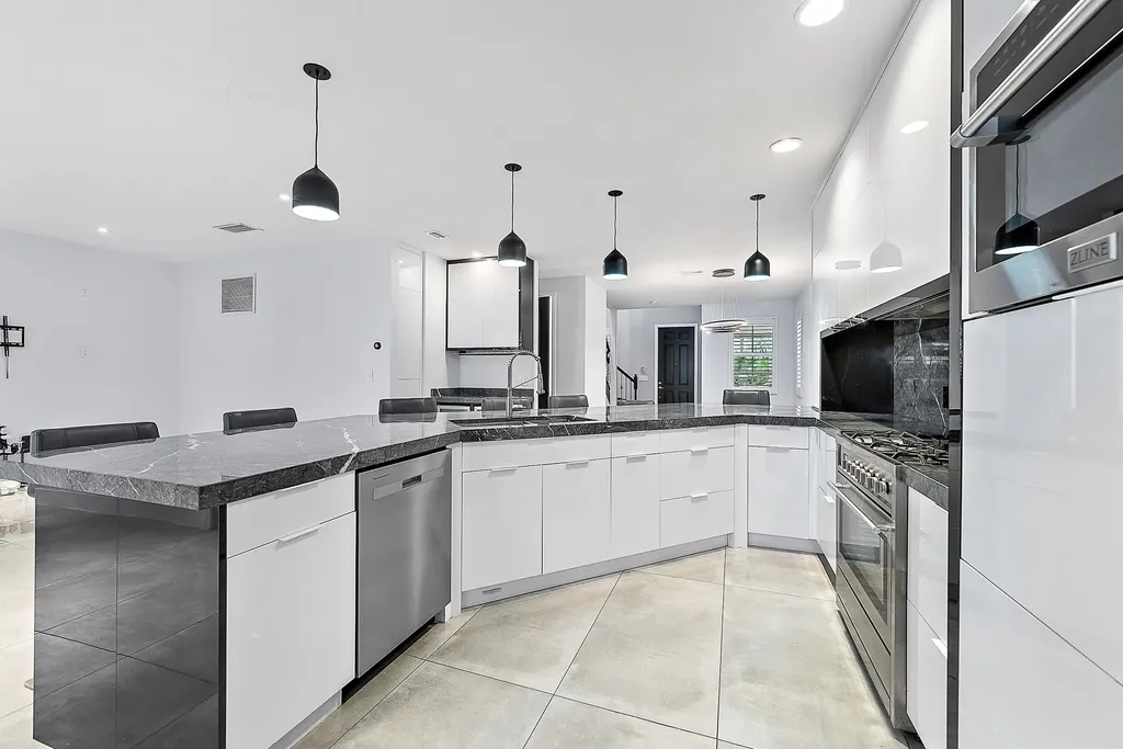 729 Duchess Court Palm Beach Gardens FL 33410