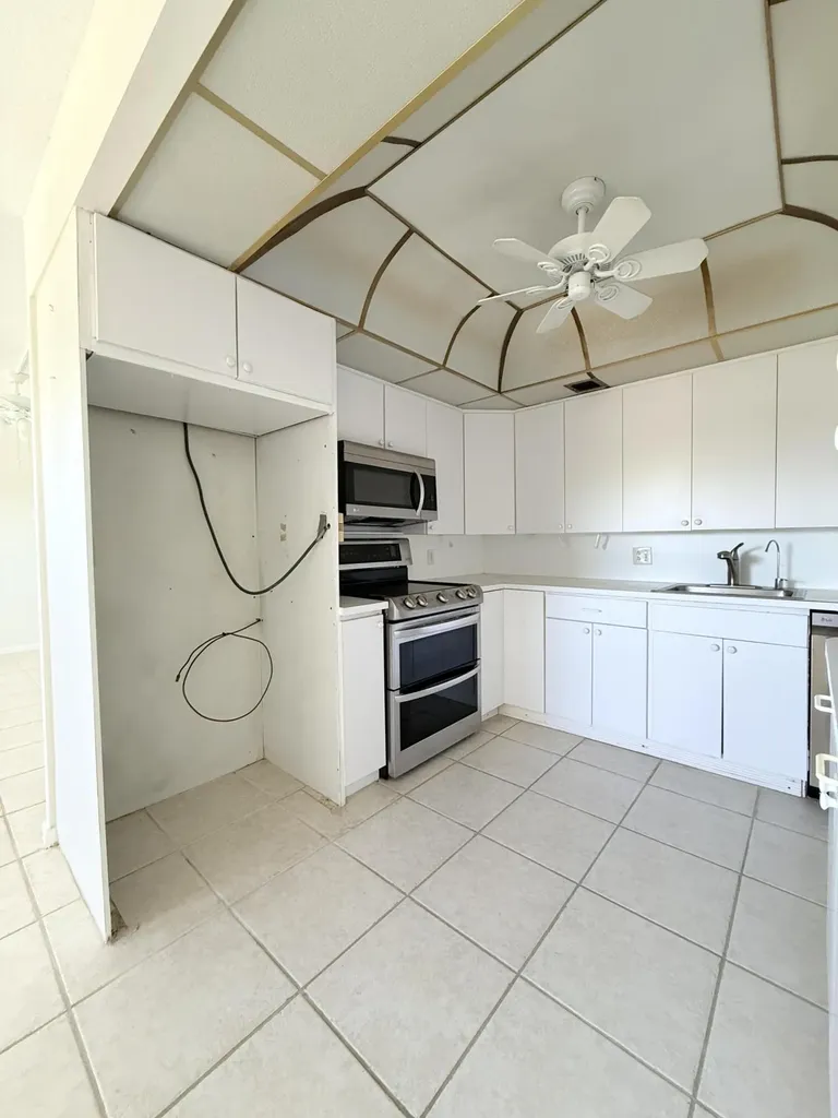 4108 Oakridge V Deerfield Beach FL 33442